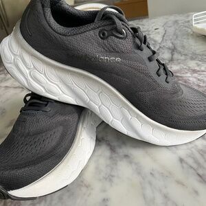 New Balance Fresh Foam Phantom running shoes X More V4-size 112E New Without Box